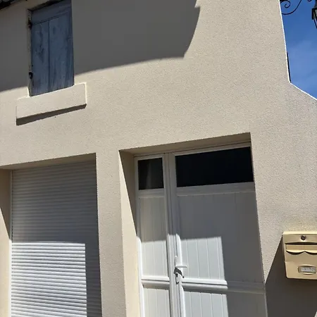 L Escapade Pro Lägenhet La Roche-Chalais